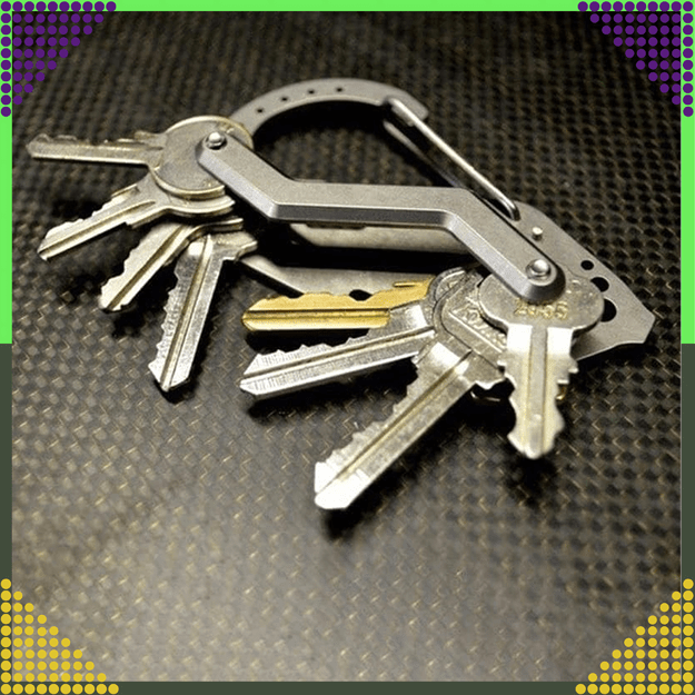 Brelok Breloczek Karabińczyk do Kluczy Wielofunkcyjny Survival Multi-Tool 13