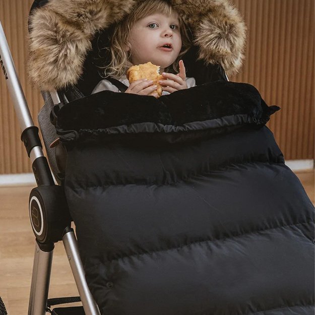 MIEGMAIŠIS VEŽIMĖLIUI