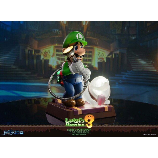 First4Figures - Luigi's Mansion: Luigi & Polterpup (Collectors) 25cm PVC