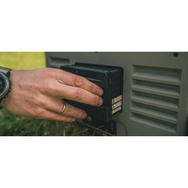 Outwell - Arctic Frost Rechargeable Battery 1