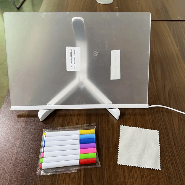 Tablica Led do Rysowania Pisania Podświetlana Pisaki Stojak 30x20cm Zestaw 2