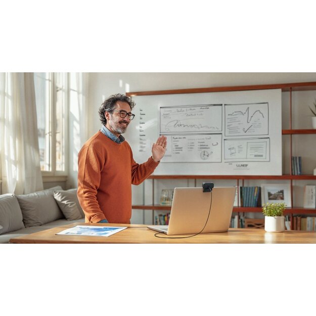 Insta360 - Link 2C Webcam