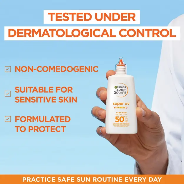 Garnier - Ambre Solaire Super UV Vitamin C Fluid - SPF 50+