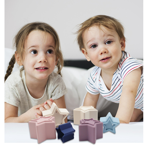 Magni - Silicone Stacking Tower w. Star Shaped Boxes (5548)