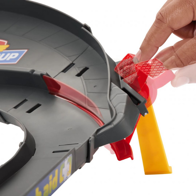 Cars - NASCAR Lane Change Playset (HXJ33)