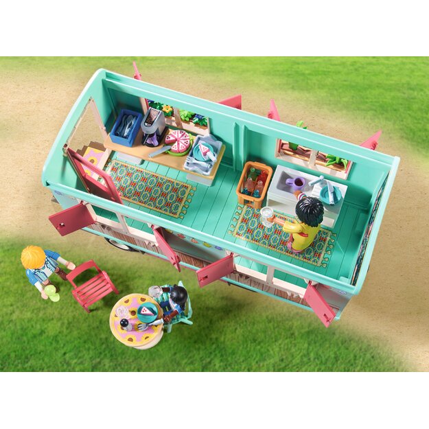 PLAYMOBIL - Cosy Cafe with Vegetable Garden (71441)