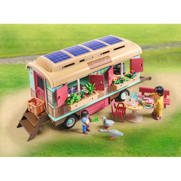 PLAYMOBIL - Cosy Cafe with Vegetable Garden (71441)