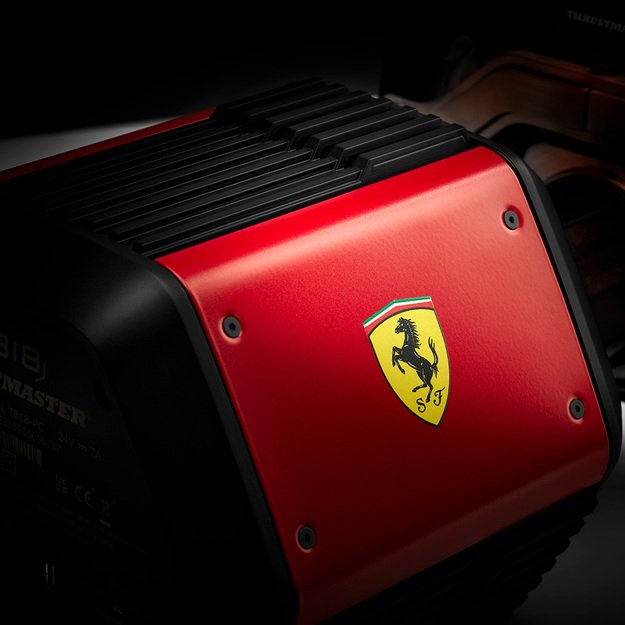 Thrustmaster T818 Scuderia Ferrari Simulator - Bundle SF1000 4
