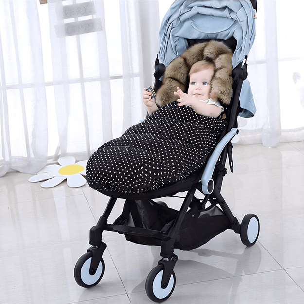 MIEGMAIŠIS VEŽIMĖLIUI, AUTOMOBILINĖJE KĖDUTEI, ROGUČĖMS SU AUSĖMIS, KAILIO, IZOLIUOTAS, KŪDIKIS 100 CM 18