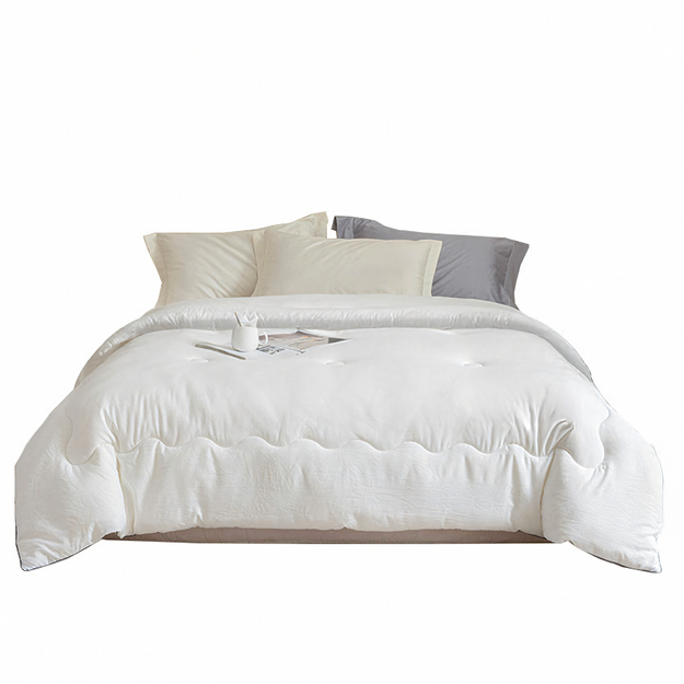 Visu gadu gaisīga, silta ziemas sega 200x220cm, balta