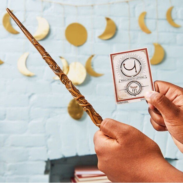 Wizarding World - Spellbinding Wand - Hermione (6062057)