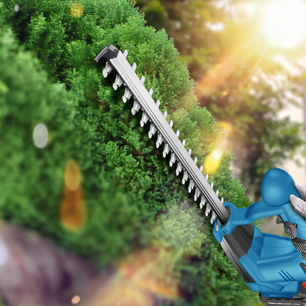 Akumuliatorinės gyvatvorių žirklės krūmų pjovimui ir genėjimui, galingos, 2 akumuliatoriai