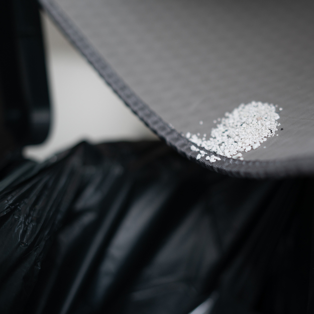 Hombli - Smart Cat Litter Box  - with camera