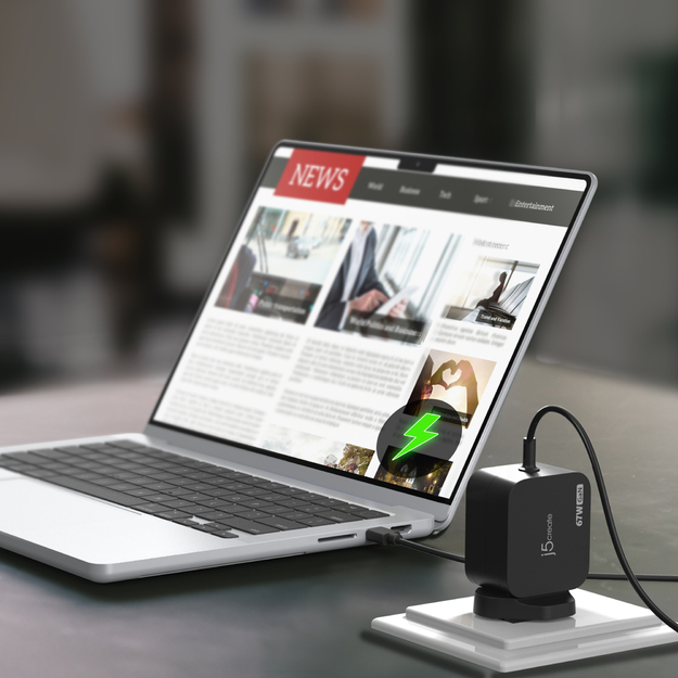 J5create - 67W GaN PD USB-C Mini Charger With 3 Types Of DC Connector - EU