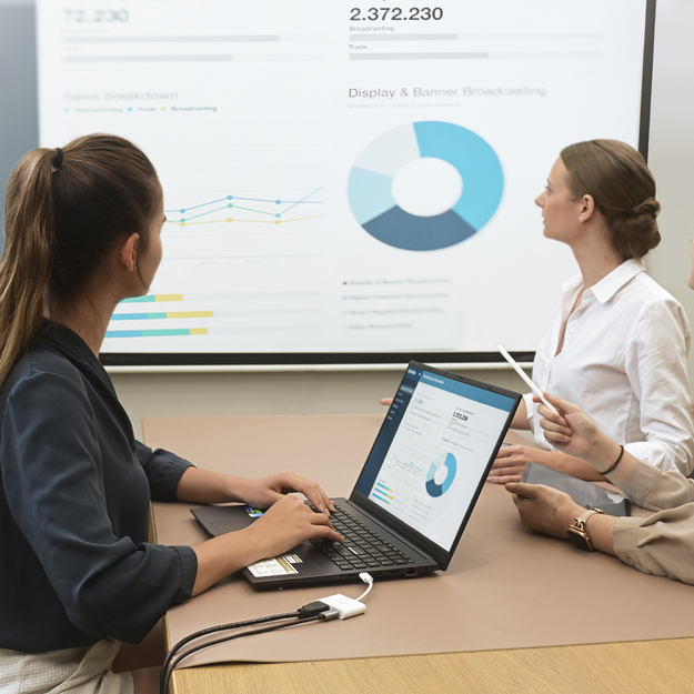 J5create - USB-C To 4K HDMI Adapter With Power Delivery