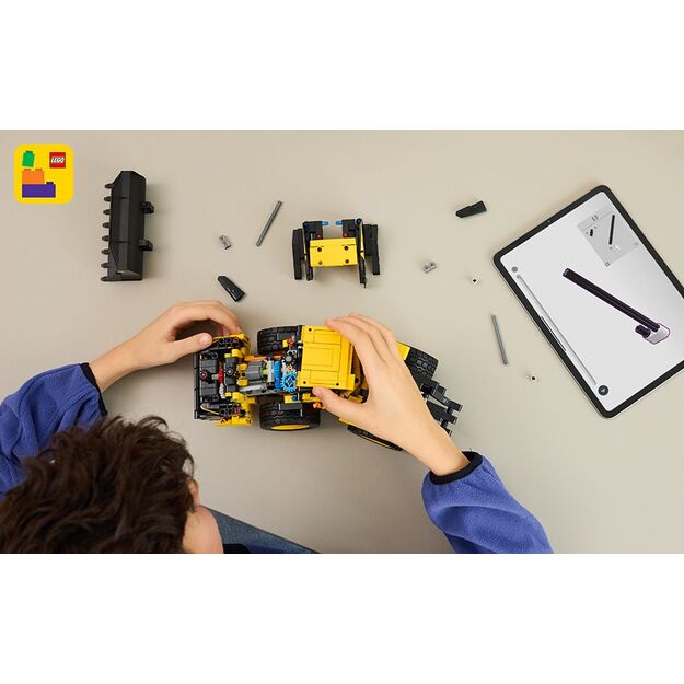 LEGO - Technic - Volvo L120 Electric Wheel Loader (42209) 2