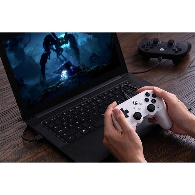 8BitDo Pro 2 Wired Xbox Gamepad White