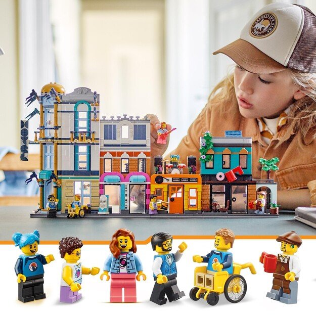 LEGO Creator - Main Street (31141) 8