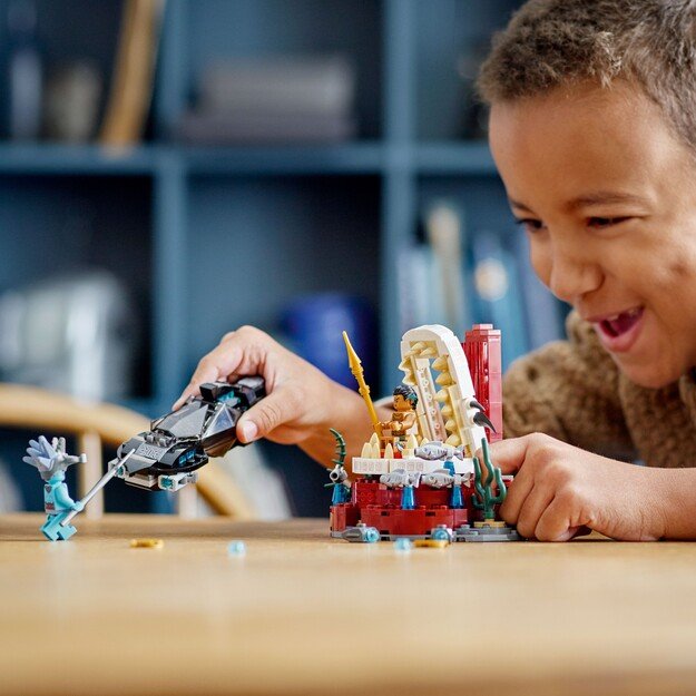 LEGO Super Heroes - King Namor’s Throne Room (76213) 2