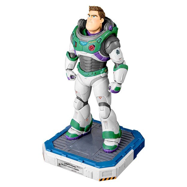 Disney - Lightyear Master Craft Buzz Lightyear Statue 2