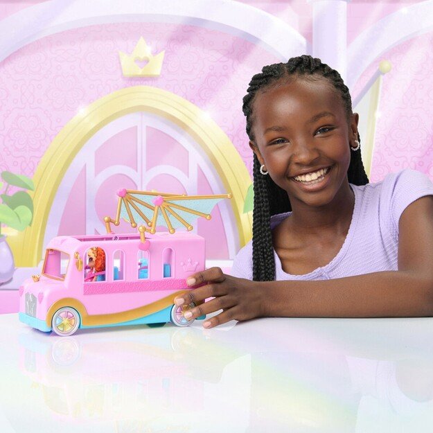 Royale High - Bus & Glam Closet (305-0059) 3