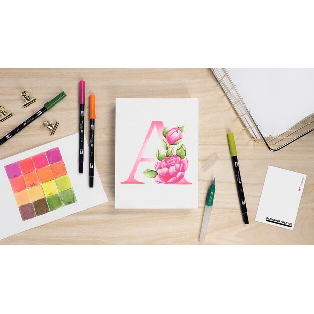 Tombow - Watercoloring Canvas set Floral Letters 8