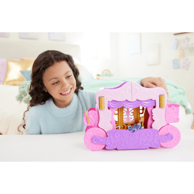 Disney Princess - Carriage To Castle Transforming Playset (HWX17) 5