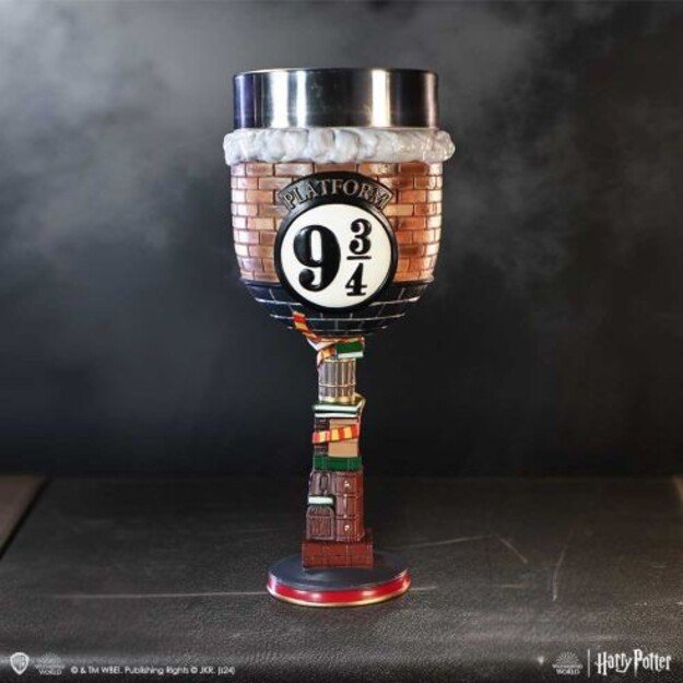 Harry Potter Platform 9 3/4 - Goblet 6