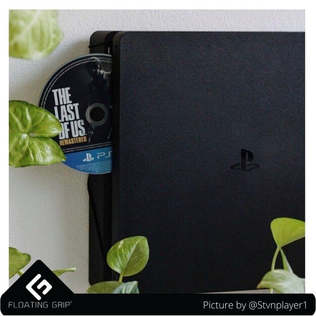 Floating Grip Playstation 4 Slim Wall Mount 4