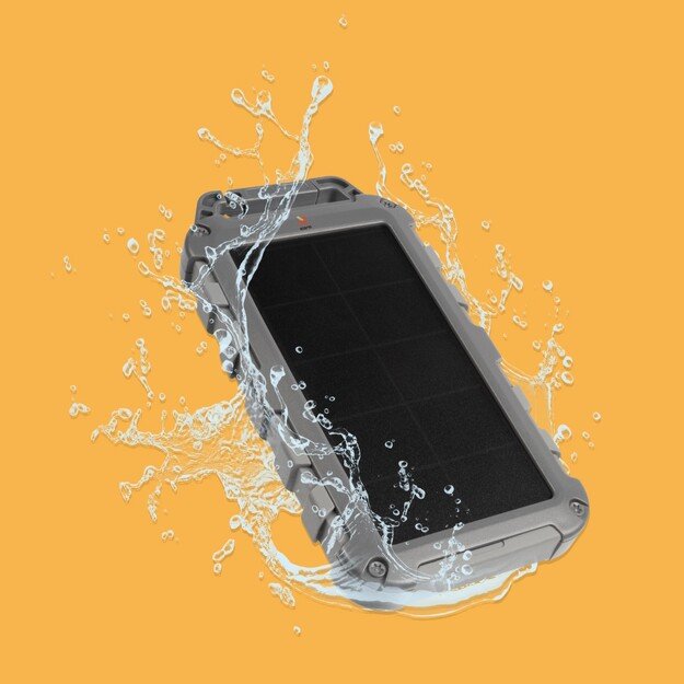 Xtorm - FS405 20W Fuel Series Solar Charge Power Bank 10.000 mAh 10