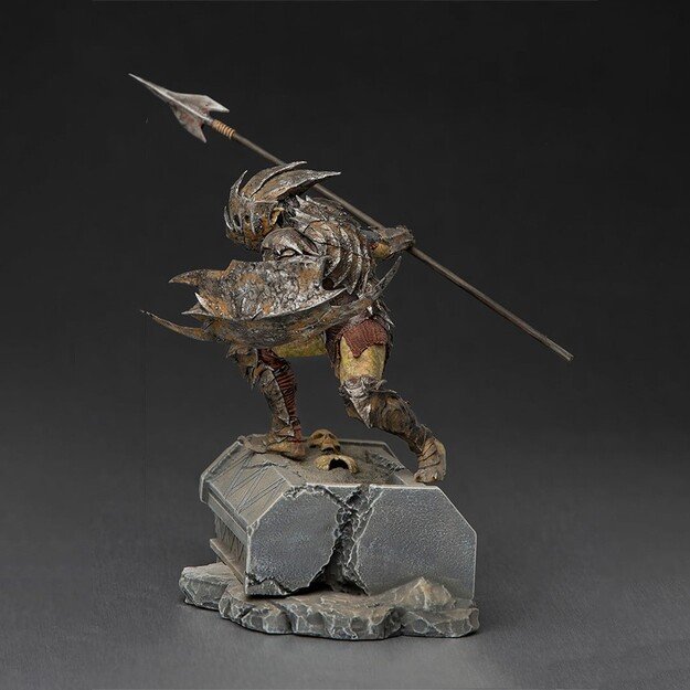 The Lord of the Rings - Armored Orc Statue Art Scale 1/10 5