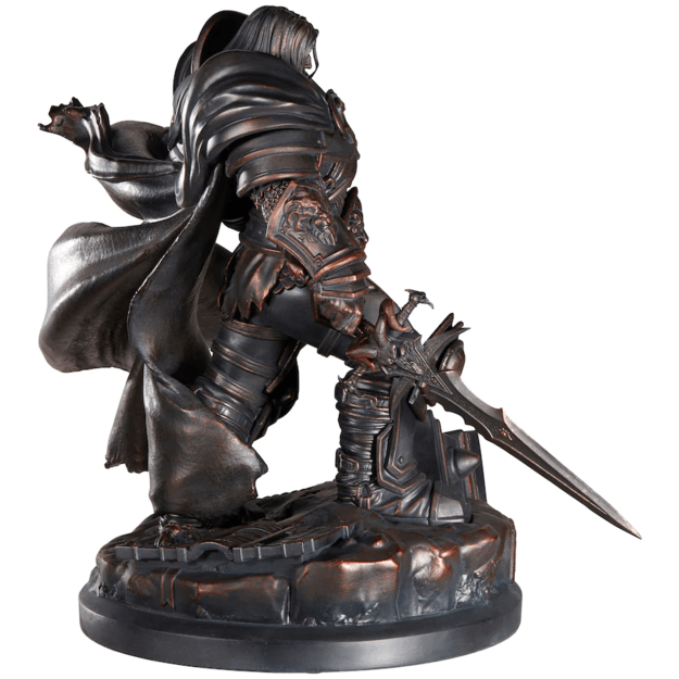 Blizzard World of Warcraft III - Prince Arthas Statue 6
