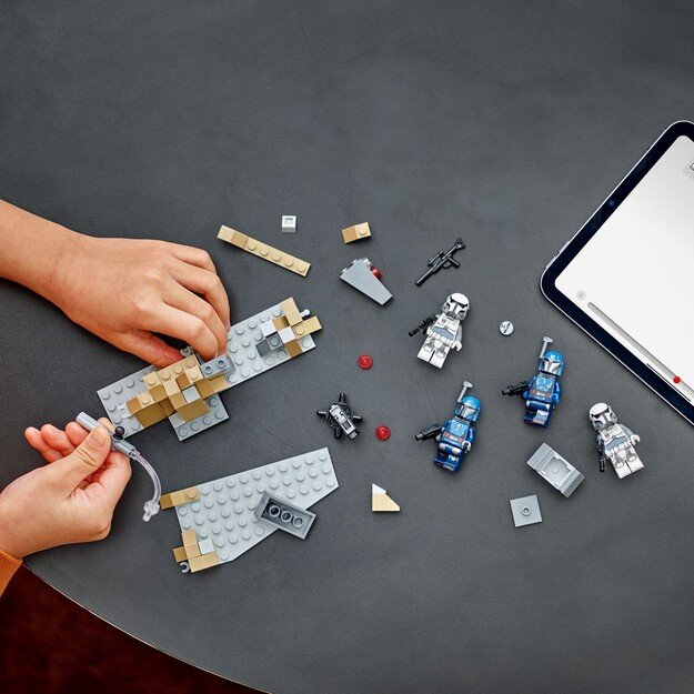 LEGO Star Wars - Ambush on Mandalore™ Battle Pack  (75373) 4