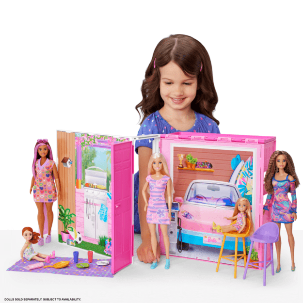 Barbie - Getaway Doll House & Doll (HRJ77) 1