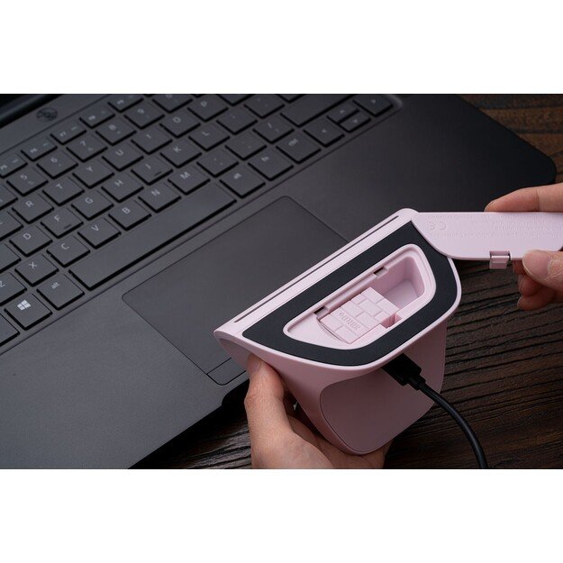 8BitDo Ultimate Controller with Charging Dock - Pink 12