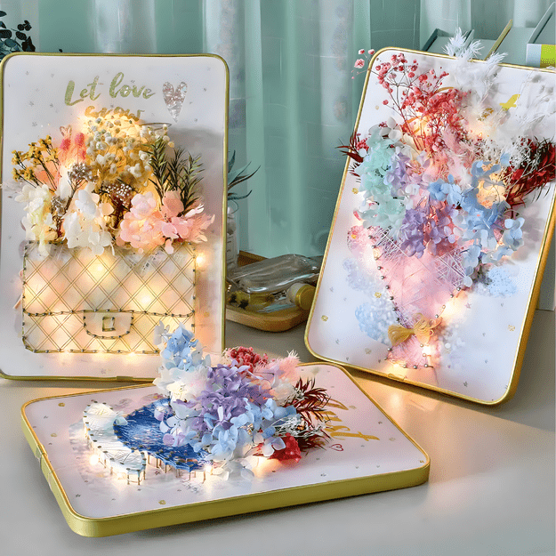 KŪRYBINIS RINKINYS VIRVELĖMS, SIUVINĖJIMUI, LED PAVEIKSLĖLIS RĖMELYJE, 21X30 CM 4 KŪRYBINIS RINKINYS VIRVELĖMS, SIUVINĖJIMUI, LED PAVEIKSLĖLIS RĖMELYJE, 21X30 CM 4