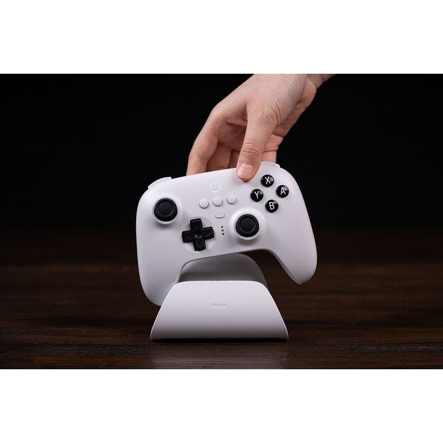 8BitDo Ultimate Controller with Charging Dock BT - White 9