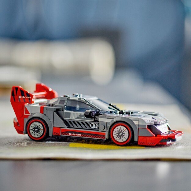 LEGO Speed Champions - Audi S1 e-tron quattro (76921) 2