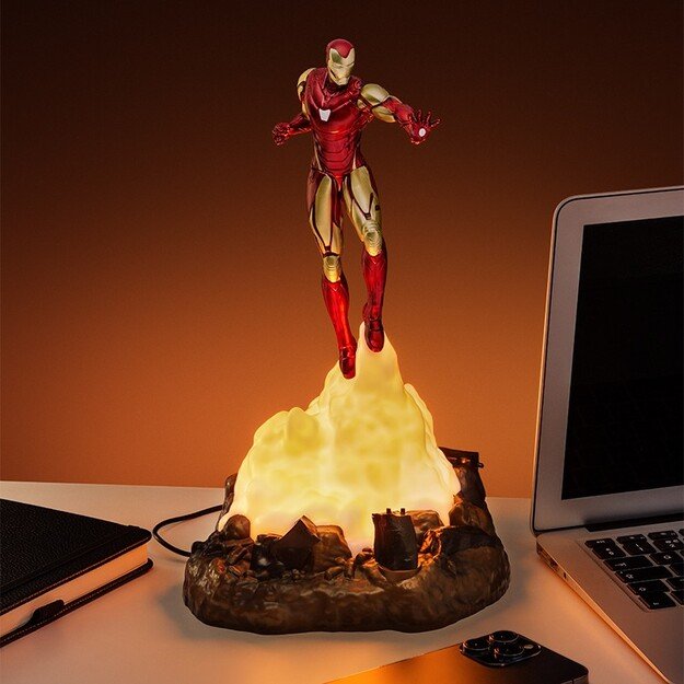 Iron Man Diorama Light 1