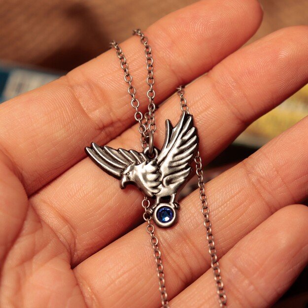 Resident Evil 4 Ashley's Necklace Replica 1