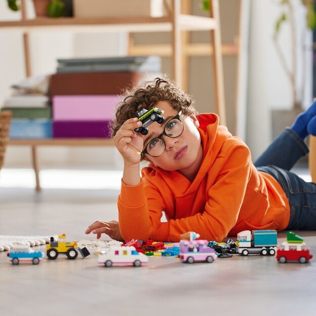 LEGO Classic - Creative Vehicles (11036) 7