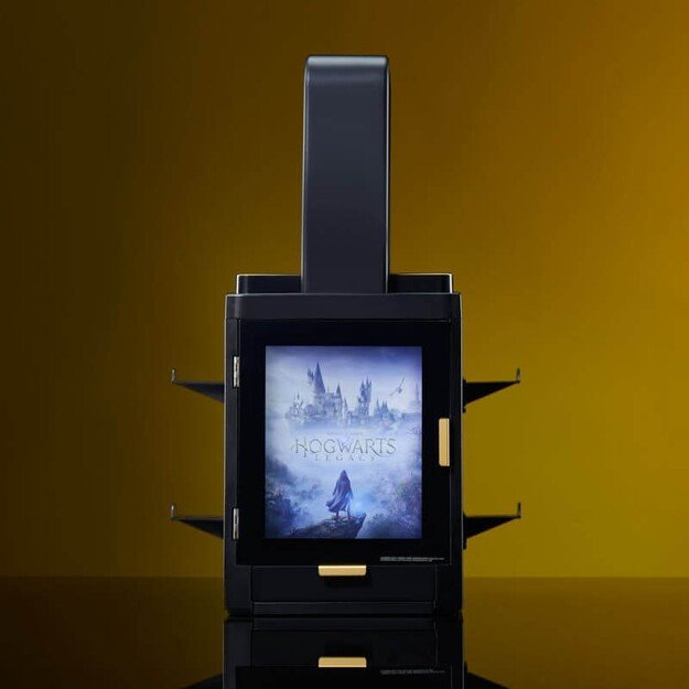 Numskull Official Hogwarts Legacy Light Locker 5