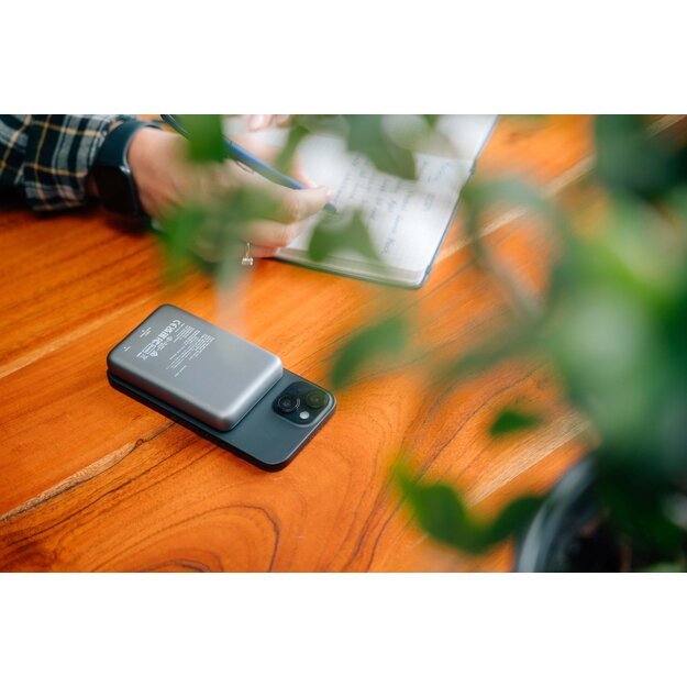 Verbatim - Charge ´n´ Go Magnetic Wireless Power Bank 5000 2